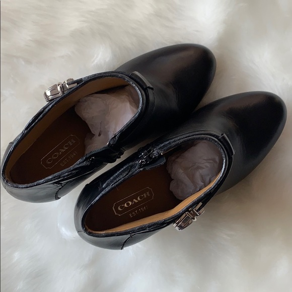 New w/OUT Box “BLACK” Coach Bootie w/Silver Buckle - Picture 5 of 6
